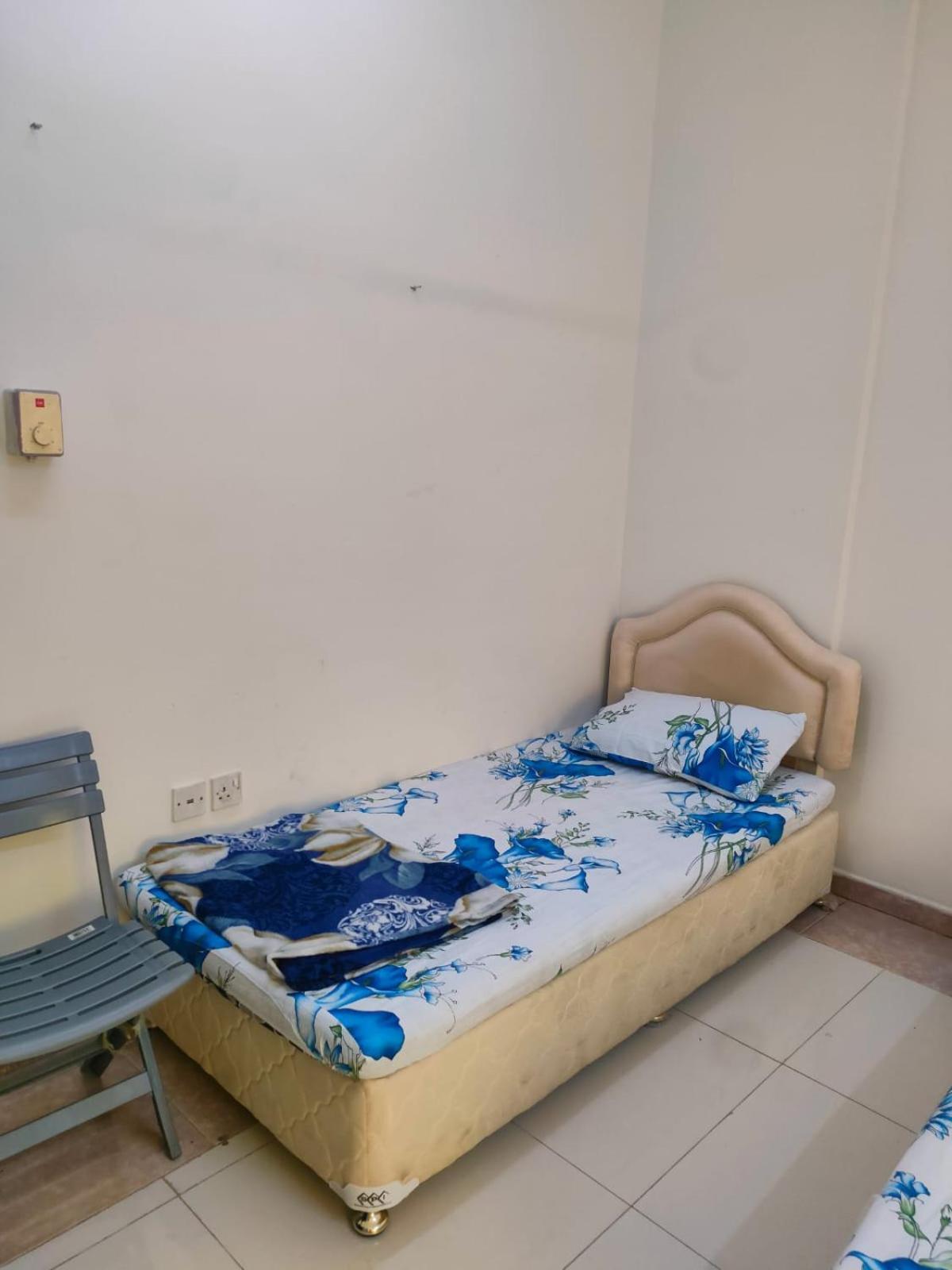 Backpackers * Muscat